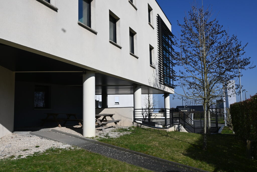 Bâtiment Laxces Systems - CTS 
